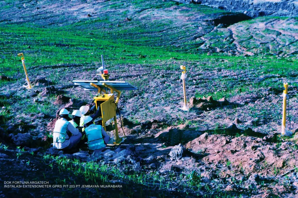 Extensometer V2.0 Jembayan for Ground Movement Monitoring