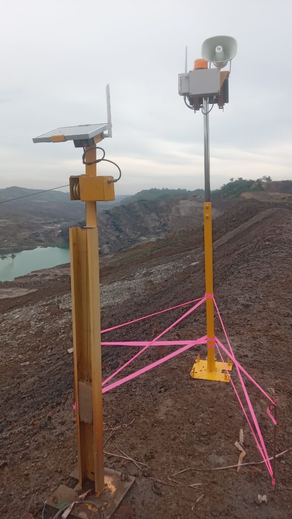 Extensometer kpc untuk monitoring pergerakan tanah di sangatta